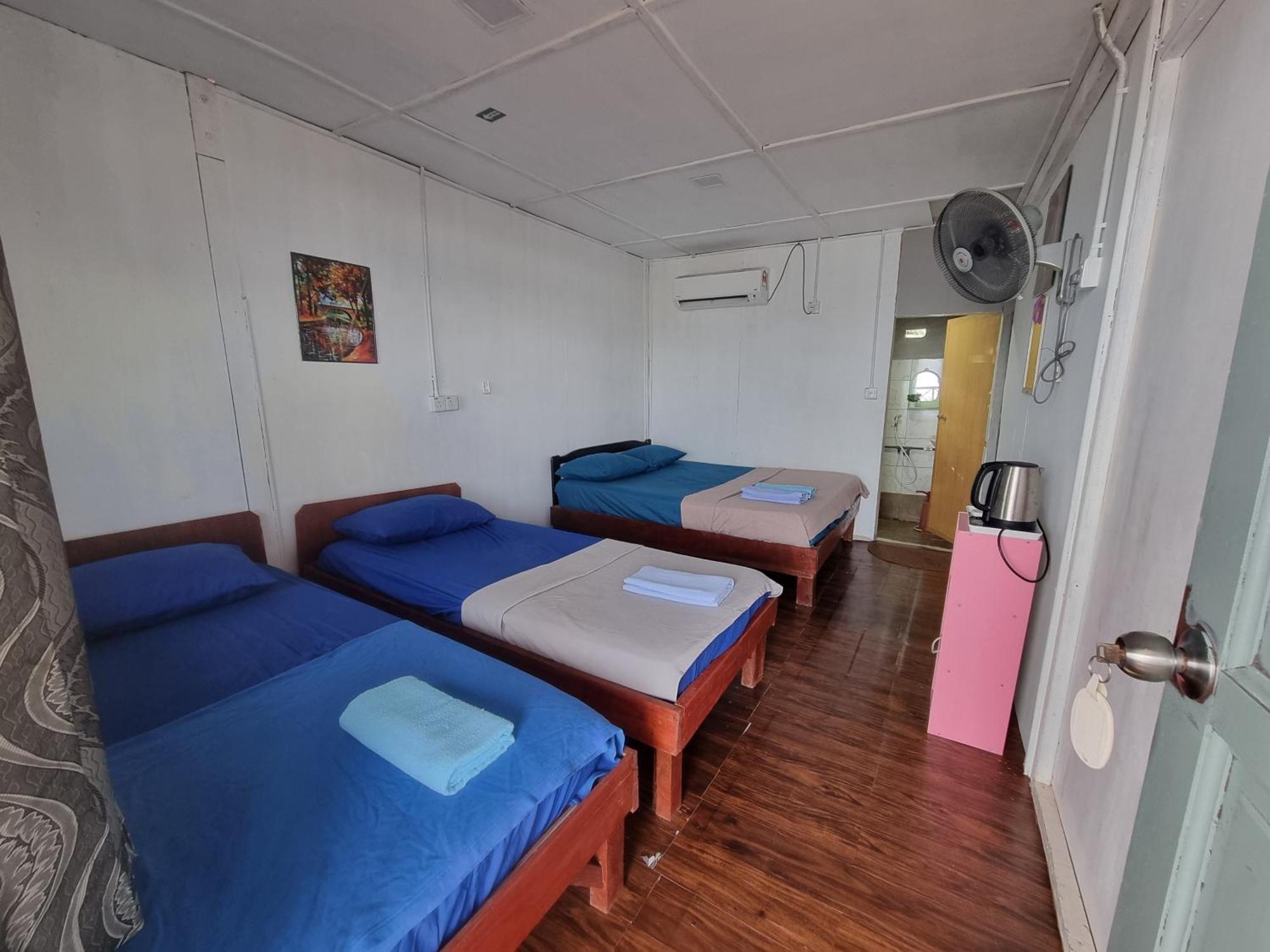 Mukut Seaview Hotel Kampong Mukut Phòng bức ảnh
